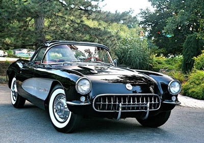 Picture of the owner's favorite car - a 1957 Chevy Corvette